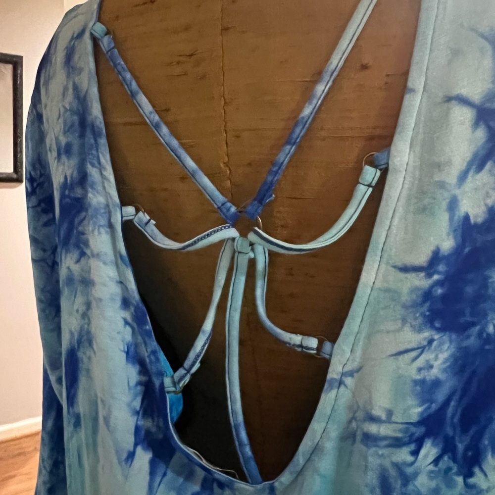 Umgee Blue Tie-Dye Tank/tunic with Open Back Detail